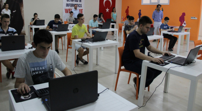Yazılım dahisinden çocuklara tavsiye