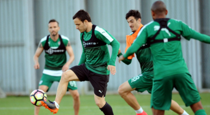 Bursaspor transfersiz topbaşı yapıyor