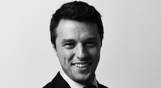 Diş ağrısı neden gece başlar?