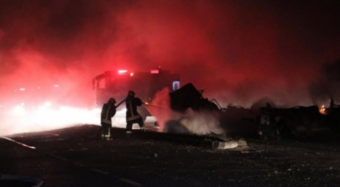 Kazada yakıt tankeri patladı! Ölü ve yaralılar var