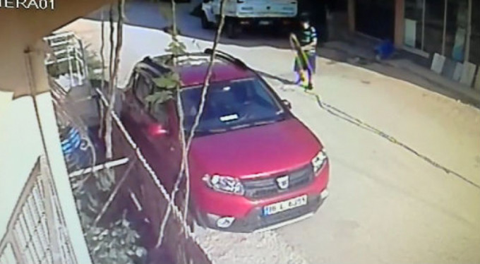 Bursa'da hırsız pes demedi! Pes dedirtti