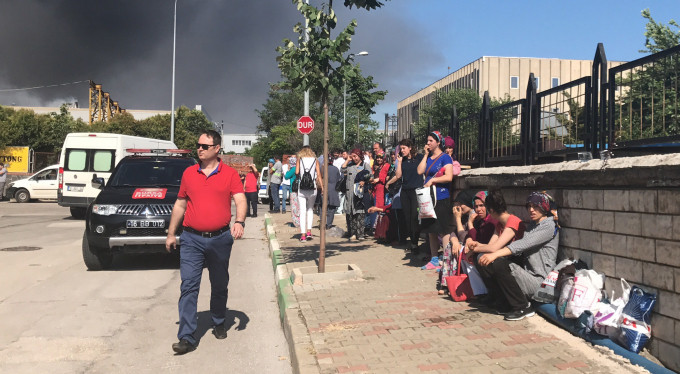 Bursa'daki yangınında işçiler kısa sürede...