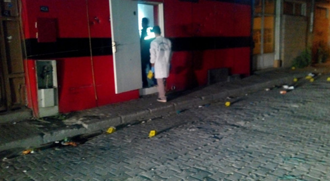 Eğlence mekanına kurşun yağdırdılar!