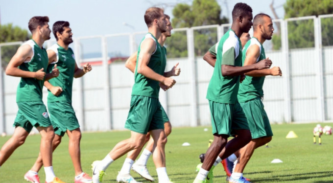 Timsah güç depoluyor