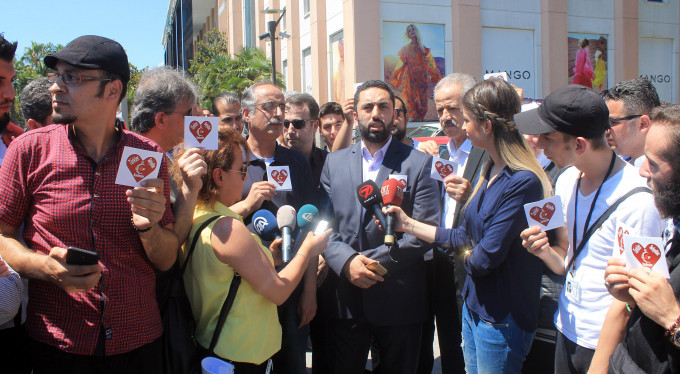 Suriyelilerden sağduyu çağrısı