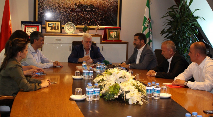 Bursaspor'a nezaket ziyareti