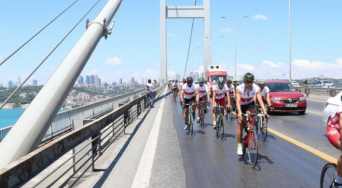 Şehit Ömer Halisdemir için yola çıktılar