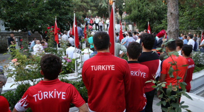 15 Temmuz'u anma etkinlikleri Bursa'da başladı