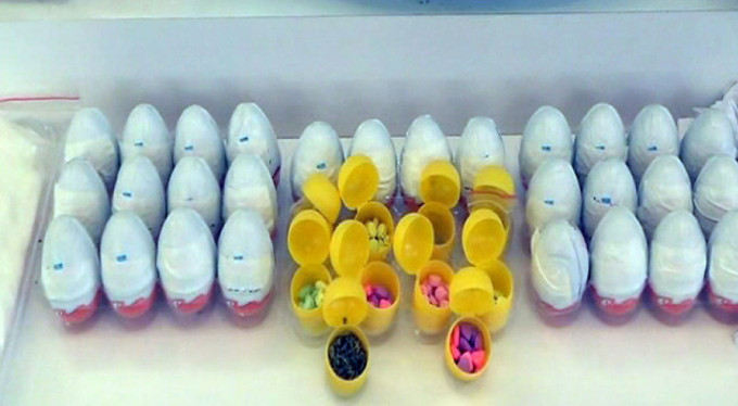 Sürpriz yumurtaların içinden bakın ne çıktı!