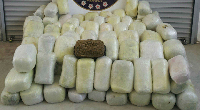 Esrarın kokusunu bakın nasıl gizlediler