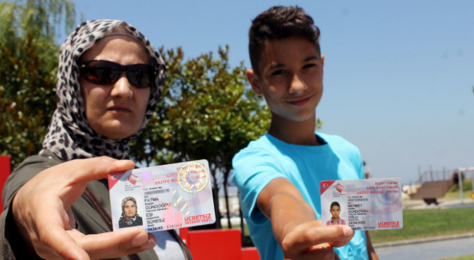 1 TL için şehit çocuğuna tokat