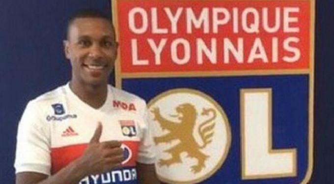 Marcelo imzayı attı