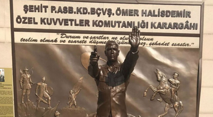 Kahramanın şehit düştüğü yere anıtı dikildi