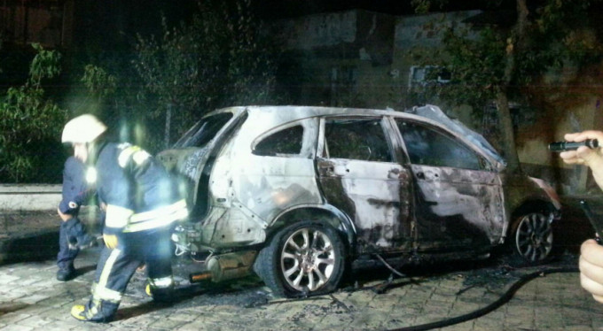 Araçla birlikte bagajdaki binlerce lira da yandı