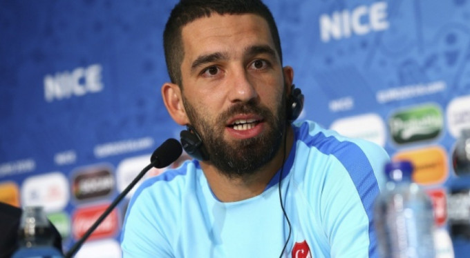 Arda Turan'dan 'yumruk' açıklaması