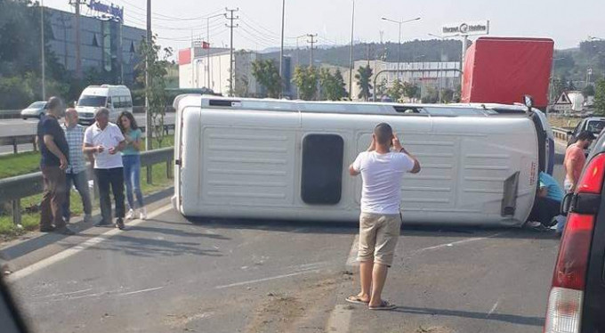 Yolcu minibüsünde can pazarı