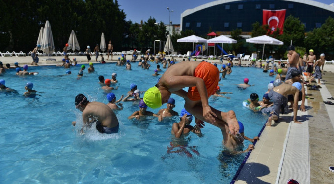 Deniz ve havuzdaki tehlike