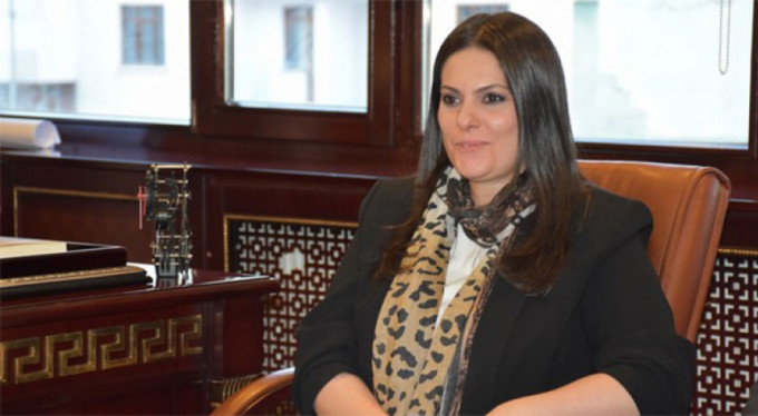 Kabineye bir kadın bakan daha katıldı