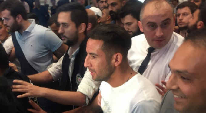 Fenerbahçe'nin yeni transferi Türkiye'de