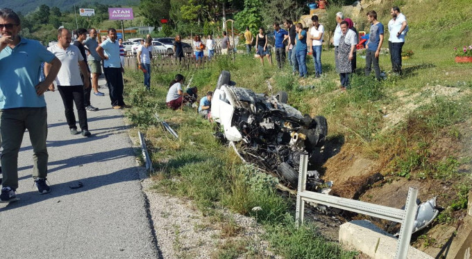Bursa'da korkunç kaza! Kanala uçtu