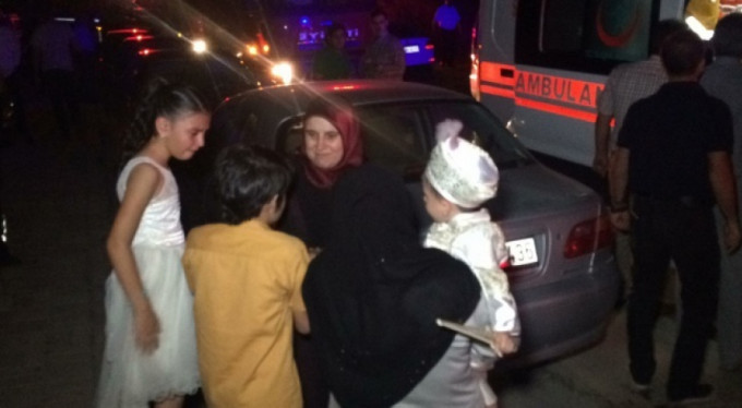 Düğününde faciadan dönüldü