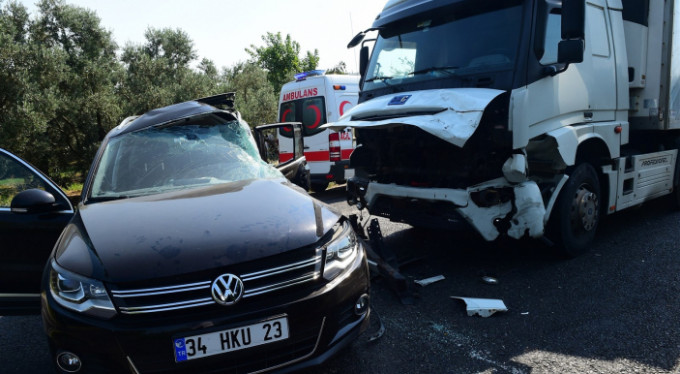 Bursa'da feci kaza! 1 ölü 4 yaralı