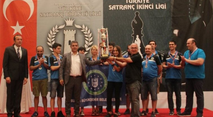 Büyükşehir satrançta Süper Lig'de!