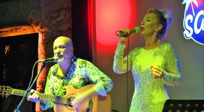 6 kez evlendi, artık pes etti