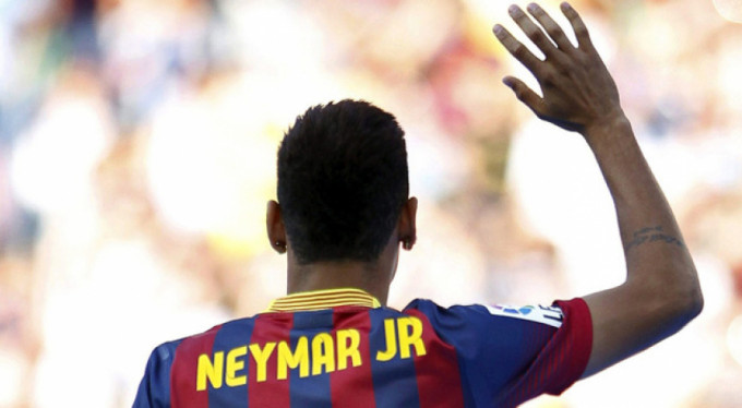 Dünyanın en pahalı transferi gerçekleşiyor!