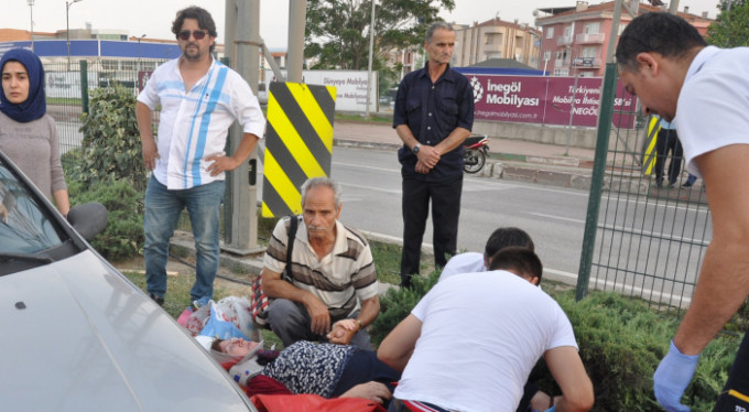 Bursa'da feci kaza! Bir an elini bırakmadı