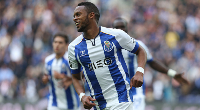 Timsah, Portolu yıldızı istiyor!