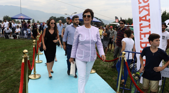 Bursa'da Hülya Koçyiğit rüzg&acirc;rı