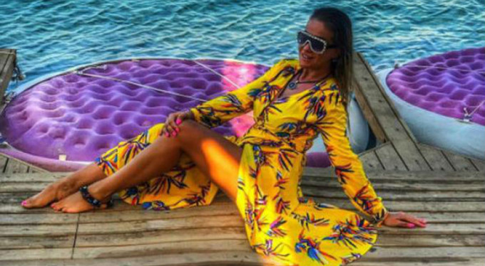 Kocamın parasını çatır çatır yiyorum