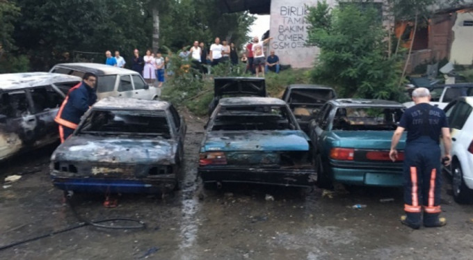 Sıra sıra yanıp kül oldular