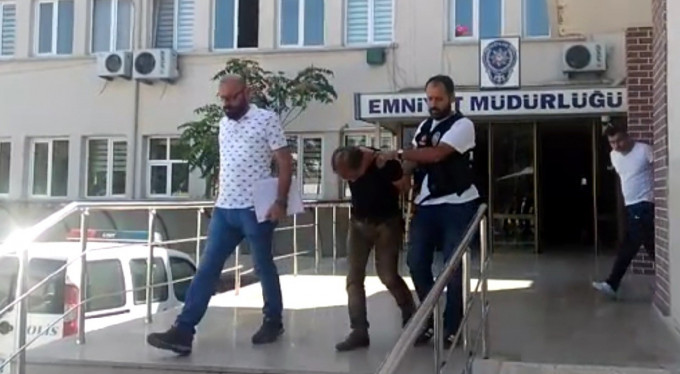 Bursa'da zehir tacirlerine suçüstü