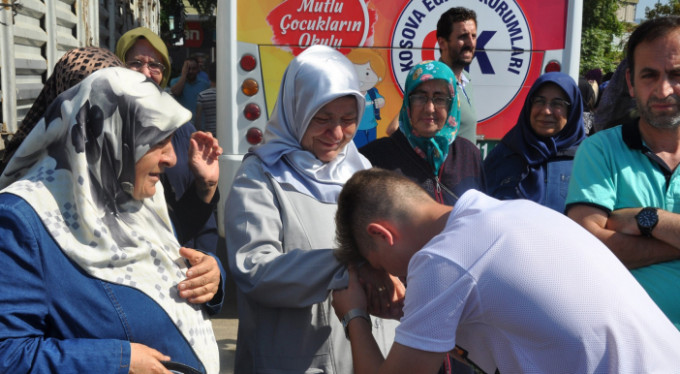 Bursa'dan kutsal topraklara uğurlandılar