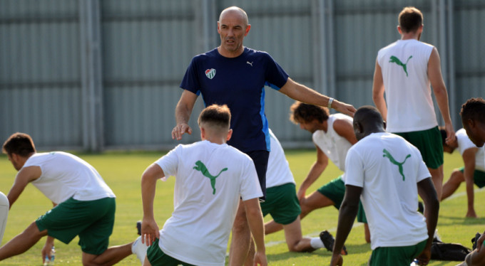 Paul Le Guen'den futbolculara uyarı!