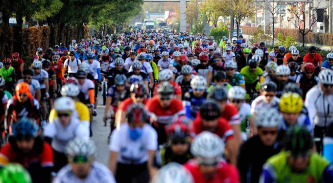 Bu kalabalık İstanbul'dan Bursa'ya pedal çevirecek