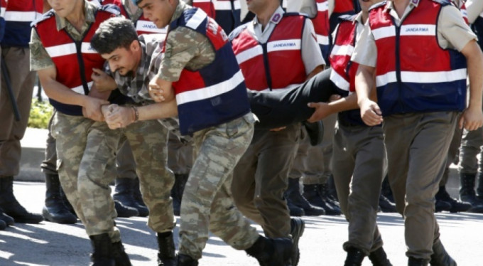 Suikast timi davasında salon karıştı