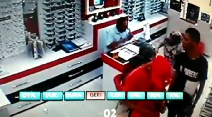 Görülmemiş hırsızlık! 3 dakikada...