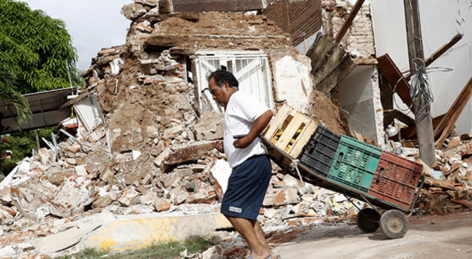 Meksika'daki depremde ölenlerin sayısı artıyor