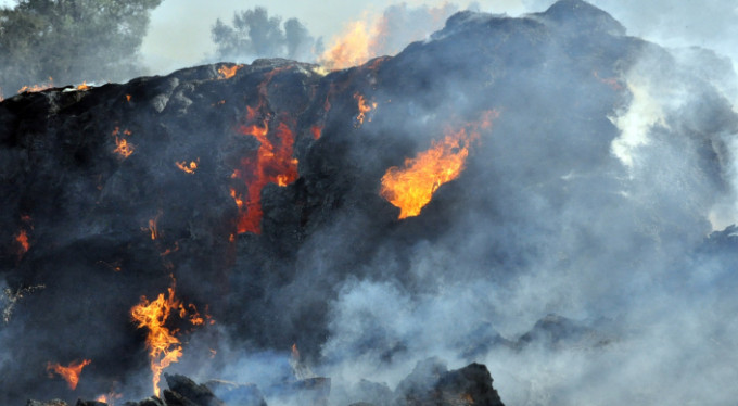 Taziye evinde yangın... Küle döndü