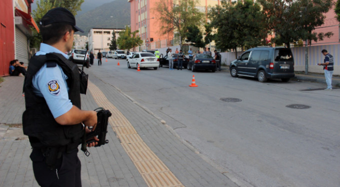 Bursa'da 200 polisle operasyon