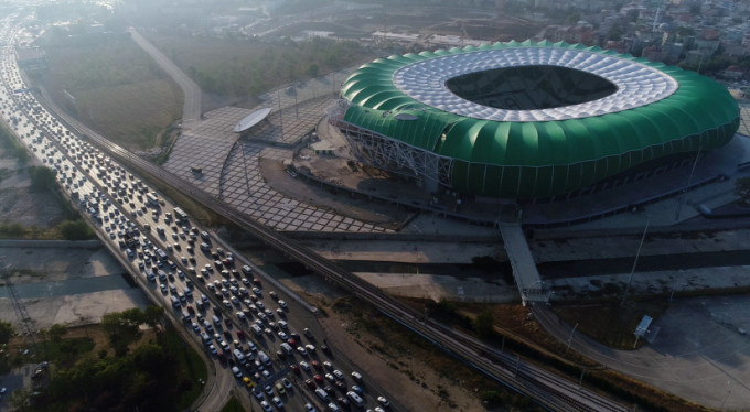 Okullar açıldı trafik başladı! Havadan görüntüleri