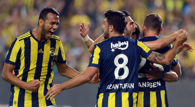 Kadıköy'de kazanan Fenerbahçe oldu: 2-1