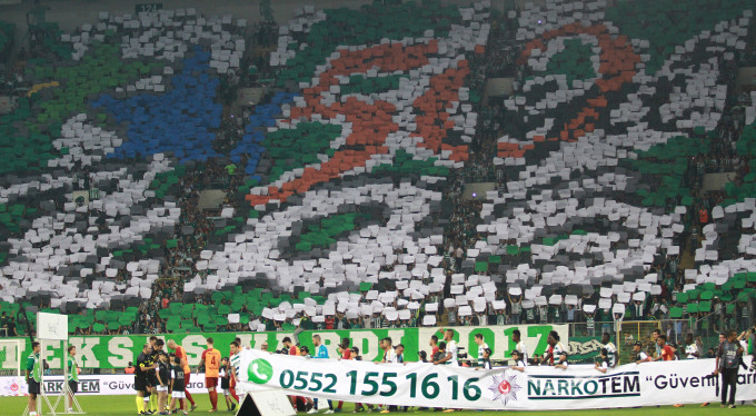 Timsah Arena'da muazzam koreografi