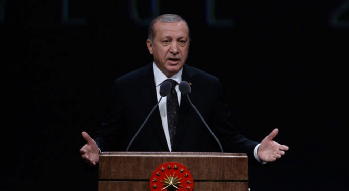 Erdoğan: "Şu anda tüm ihtimaller masada"