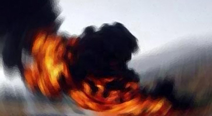 Askeri üsse bombalı saldırı! 17 ölü