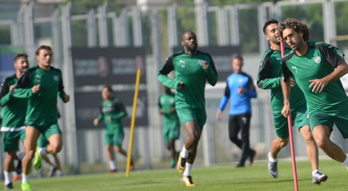 Timsah kondisyon depoluyor