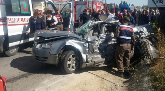 Feci kaza! Kurtulan olmadı
